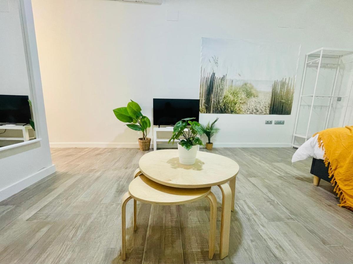 Acogedor Y Bien Situado P6 Lägenhet Málaga Exteriör bild